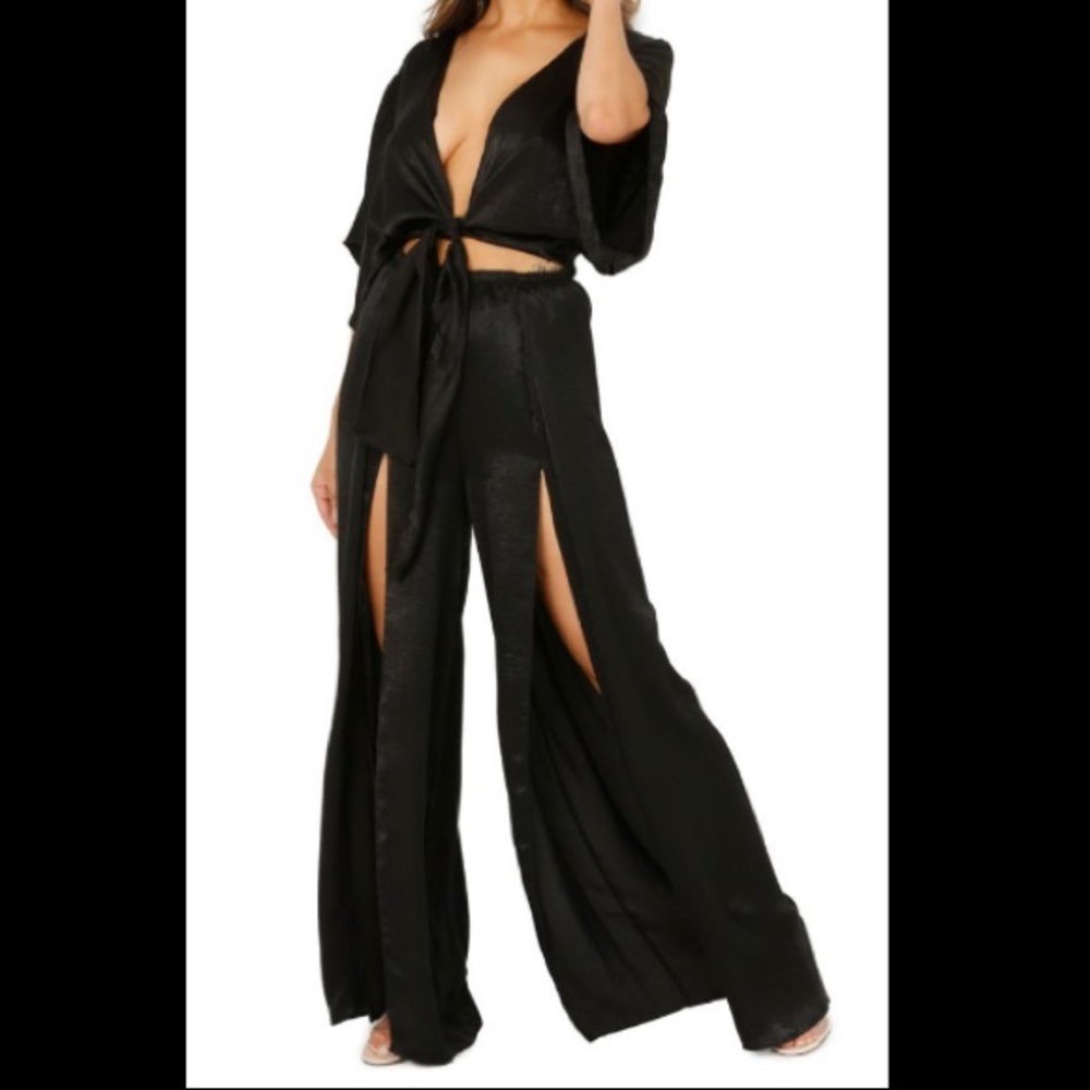 Black two piece set